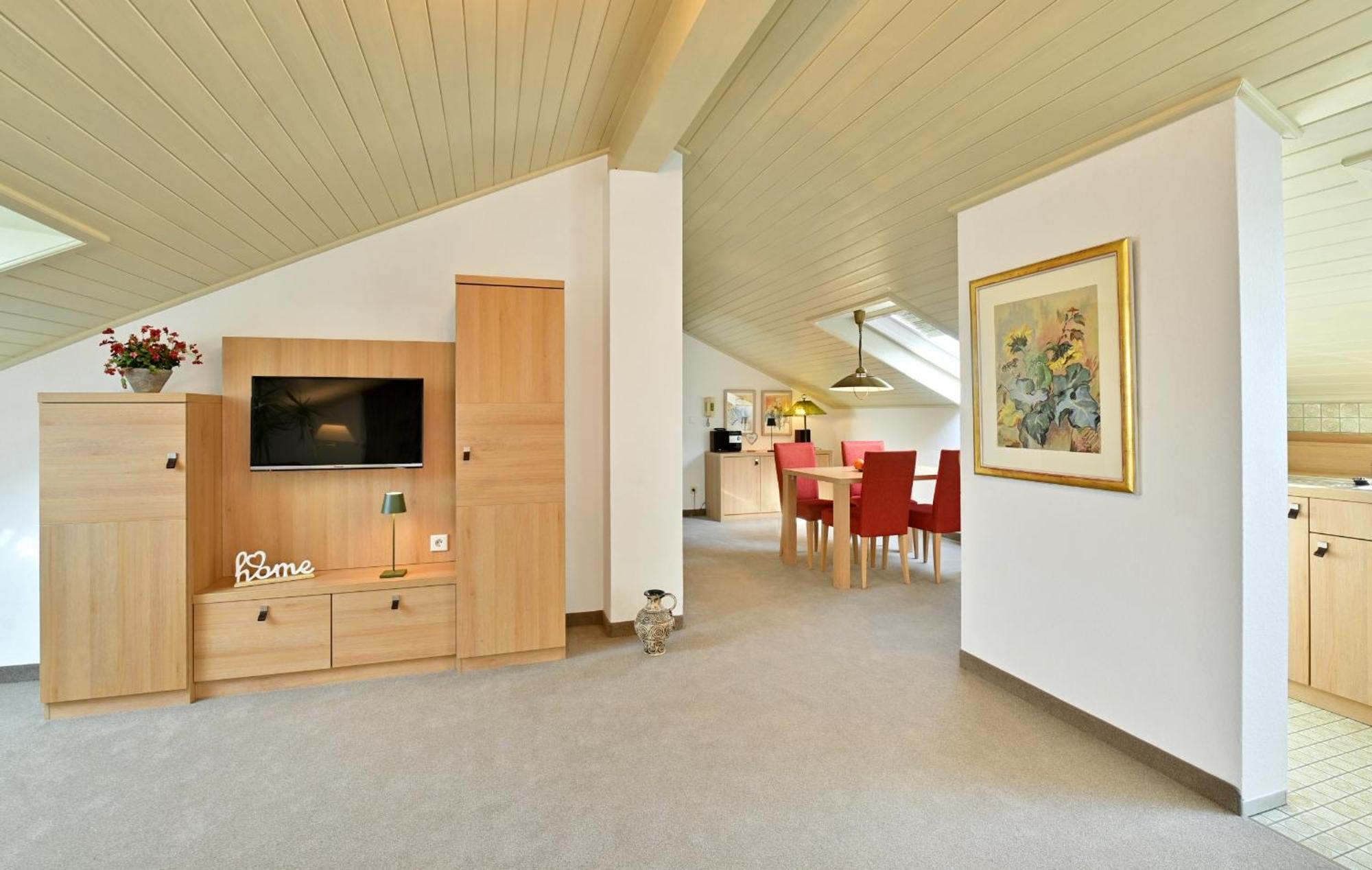 Landhaushotel Hof Wasserkuppe Poppenhausen Extérieur photo