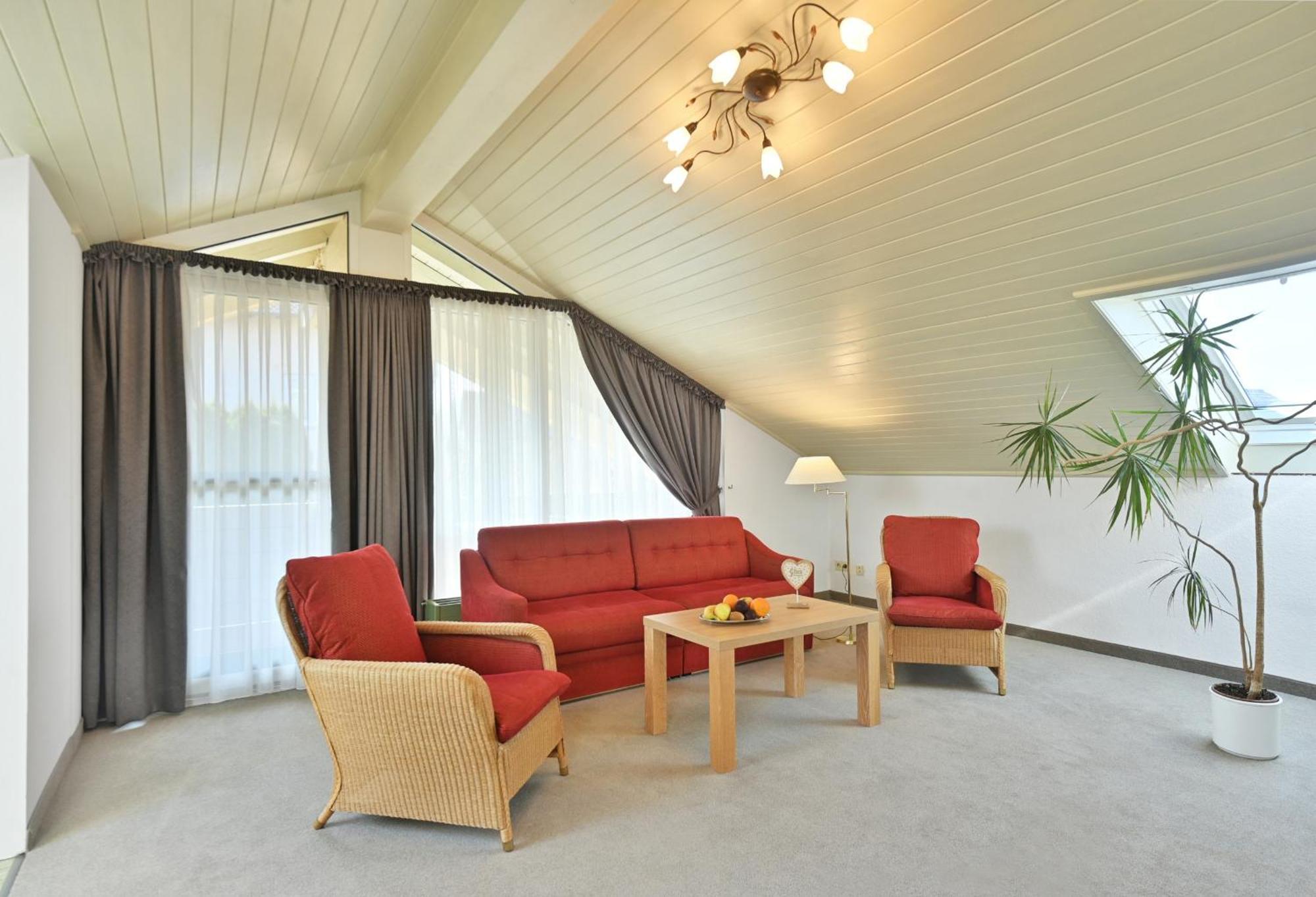 Landhaushotel Hof Wasserkuppe Poppenhausen Extérieur photo