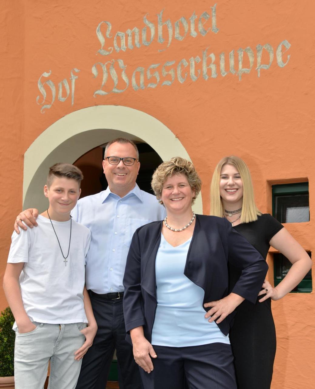 Landhaushotel Hof Wasserkuppe Poppenhausen Extérieur photo