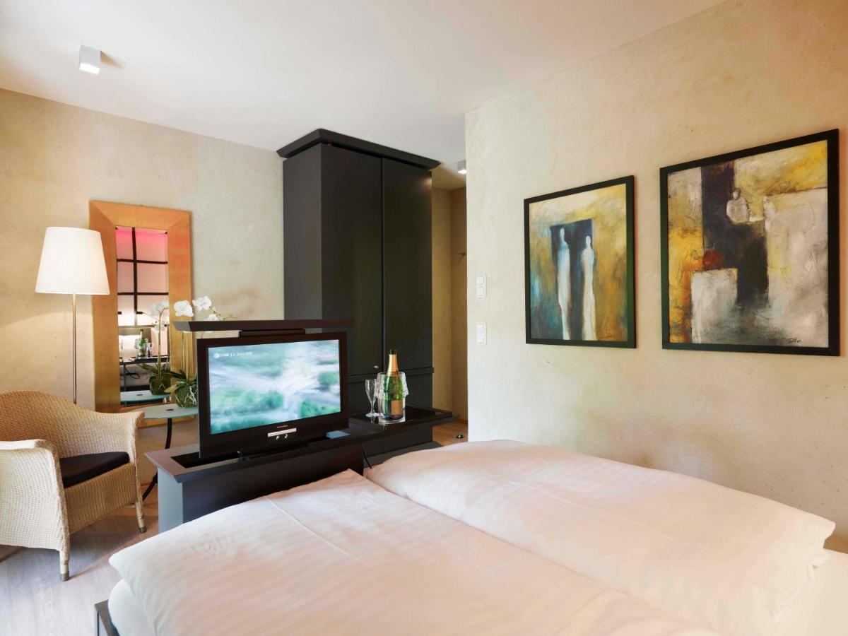 Landhaushotel Hof Wasserkuppe Poppenhausen Chambre photo